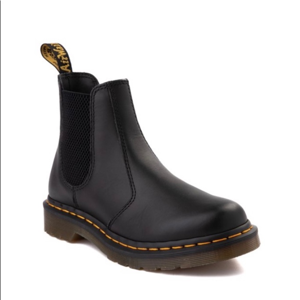 Pre-owned Chelsea Dr. Martens SIZE 8